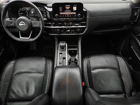 Certified 2022 Nissan Pathfinder SV w/ SV Premium Package image 16