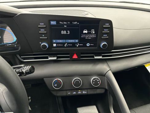 New 2026 Hyundai Elantra SE w/ Cargo Package image 26