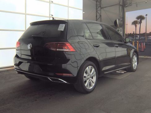 Used 2020 Volkswagen Golf TSI image 7