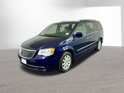 Used 2016 Chrysler Town & Country Touring w/ Driver Convenience Group