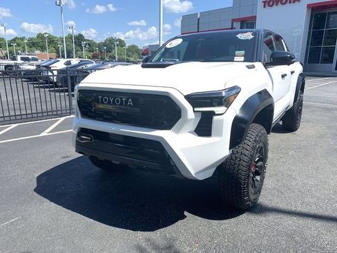 Certified 2026 Toyota Tacoma TRD Pro AWD/4WD image 4