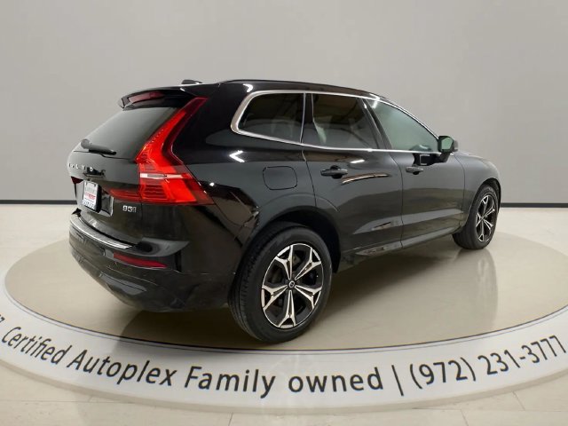 Used 2022 Volvo XC60 B5 Momentum w/ Climate Package AWD/4WD image 5