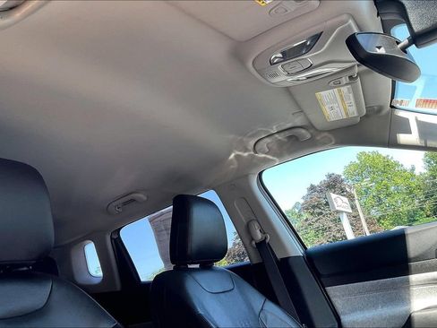 Used 2022 Jeep Compass Latitude AWD/4WD image 21