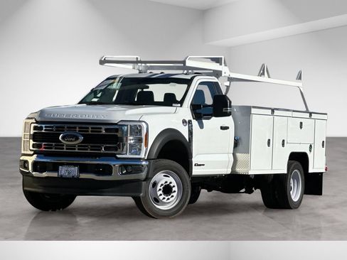 Used 2024 Ford F550 2WD Regular Cab Super Duty w/ XL Chrome Package image 2