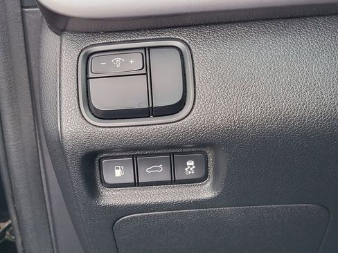 Used 2017 Kia Optima LX image 22