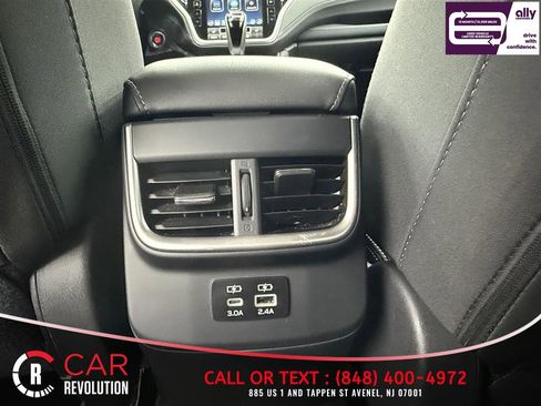 Used 2024 Subaru Outback Premium image 34