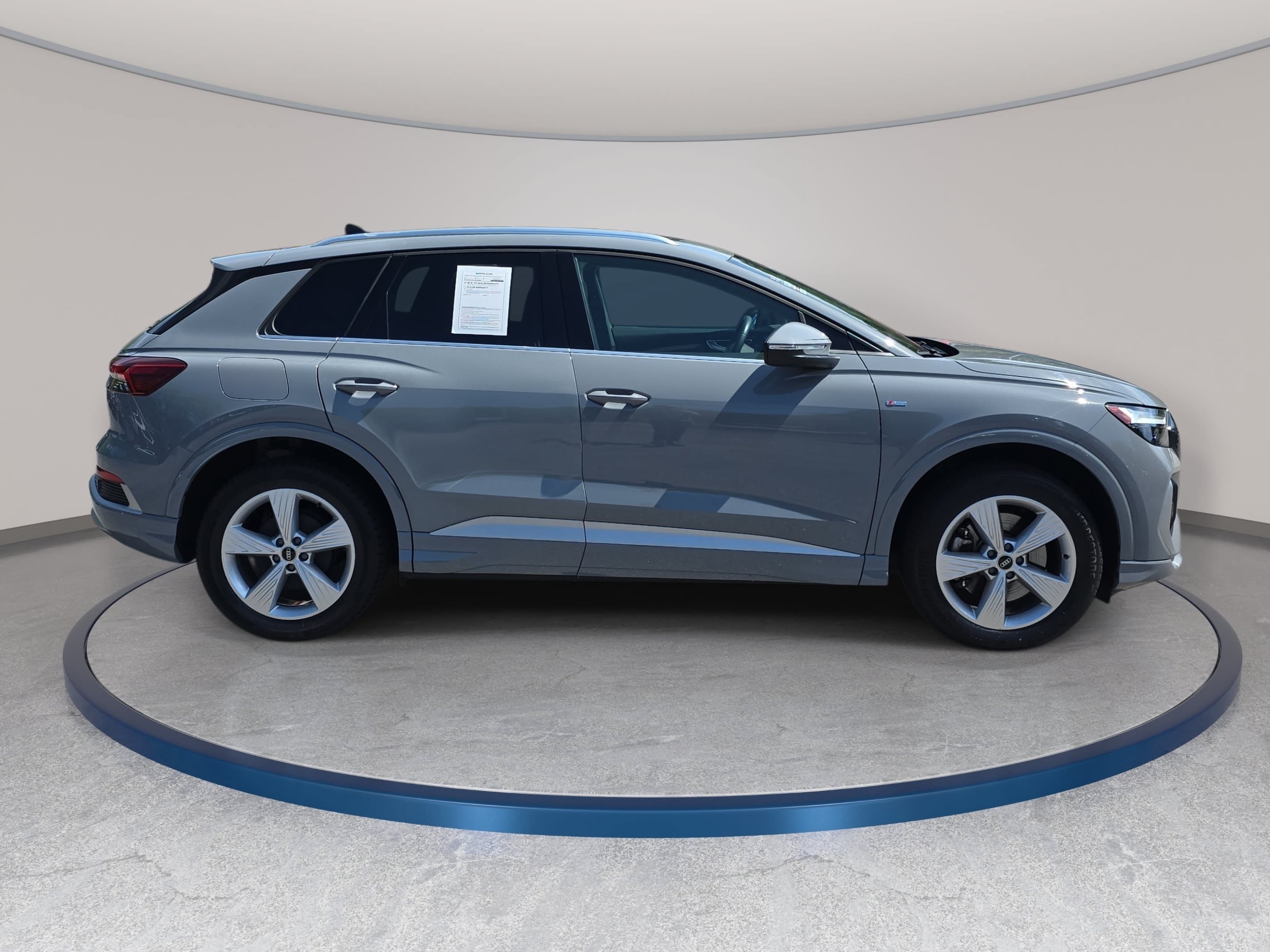 Used 2023 Audi Q4 e-tron Premium w/ Convenience Package AWD/4WD image 4