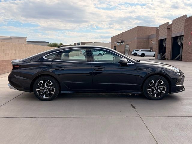 Used 2025 Hyundai Sonata SEL FWD image 5