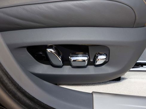 Certified 2021 Rolls-Royce Ghost Extended Wheelbase image 91