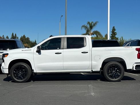 Certified 2025 Chevrolet Silverado 1500 Custom w/ LPO, Dark Essentials Package image 8