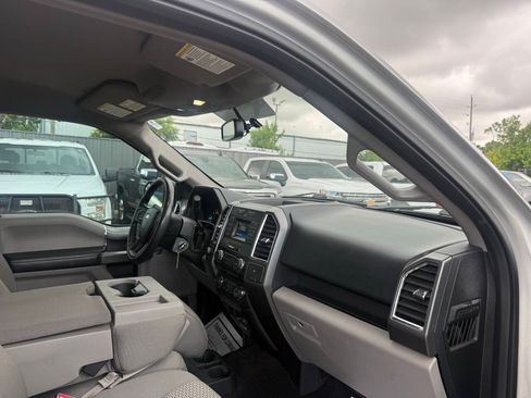 Used 2016 Ford F150 XLT w/ Equipment Group 301A Mid RWD image 9