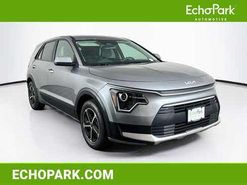 Used 2026 Kia Niro LX FWD image 1