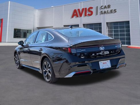 Used 2025 Hyundai Sonata SEL FWD image 9