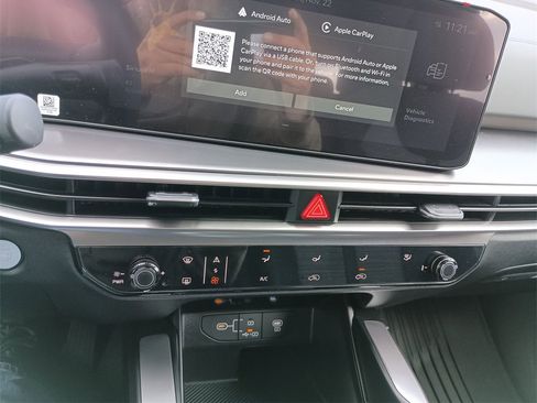 New 2026 Kia Sorento LX image 25