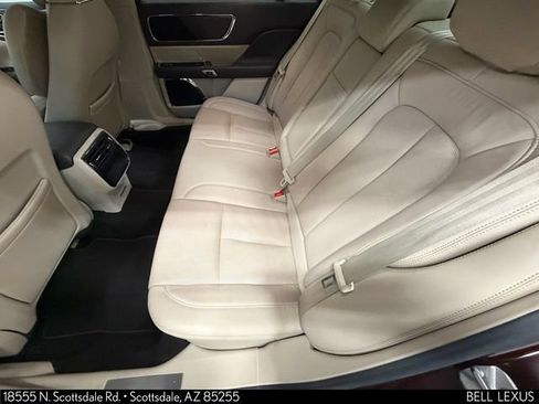 Used 2018 Lincoln Continental Select FWD image 16
