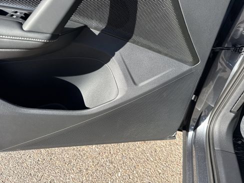 New 2026 Volkswagen Tiguan S image 12