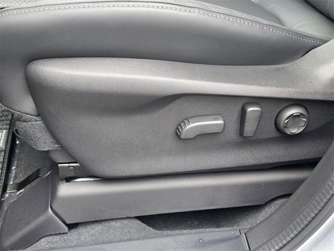 New 2026 Subaru Ascent Limited image 14