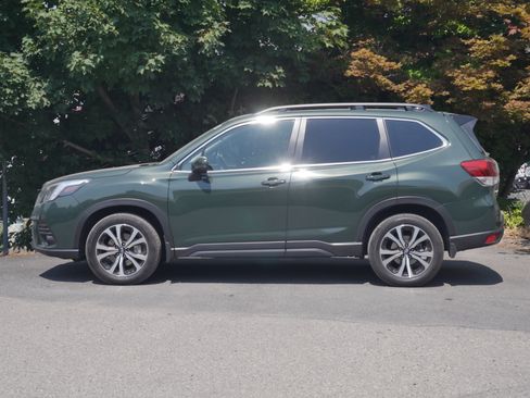 Used 2024 Subaru Forester Limited AWD/4WD image 18