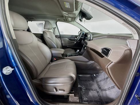 Used 2019 Hyundai Santa Fe Limited w/ Cargo Package image 29