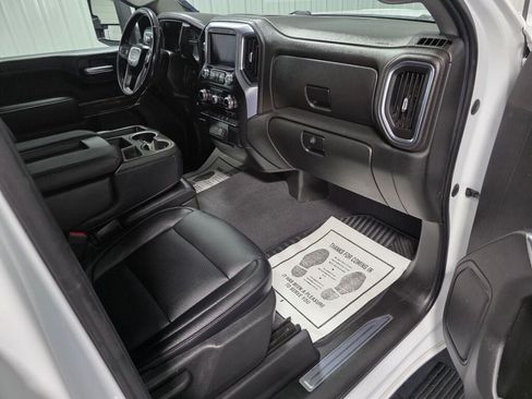 Used 2020 GMC Sierra 2500 SLE w/ SLE Value Package; AWD/4WD image 8