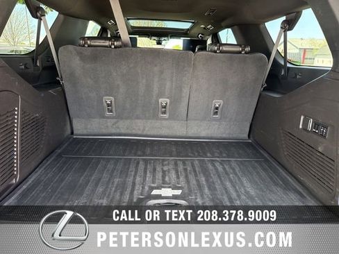 Used 2021 GMC Yukon XL Denali w/ Denali Premium Package AWD/4WD image 24