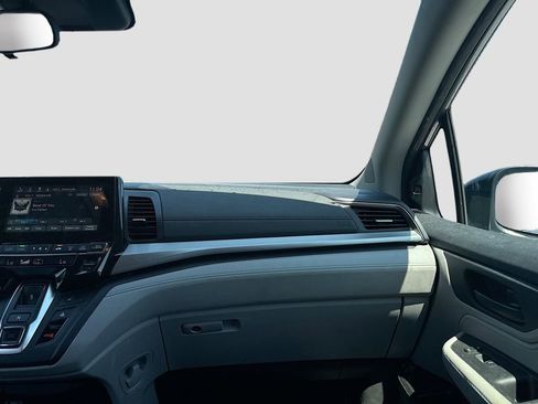 Used 2019 Honda Odyssey EX image 23