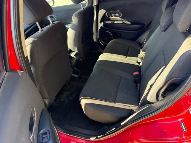 Used 2018 Honda HR-V EX image 9