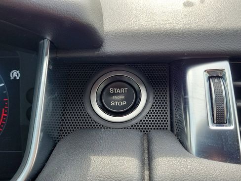 Used 2021 Land Rover Range Rover Sport HSE Silver Edition image 18