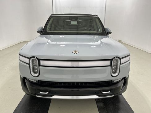 Used 2023 Rivian R1S Adventure AWD/4WD image 8