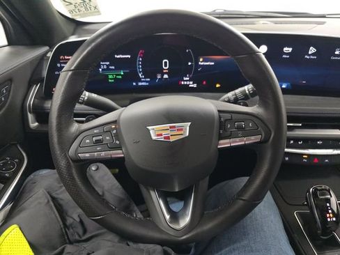 Used 2024 Cadillac XT4 Sport image 15