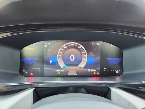 Certified 2023 Volkswagen Taos S FWD image 17