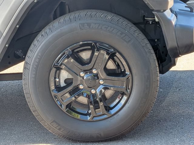 Certified 2022 Jeep Wrangler Unlimited Sport w/ Sun And Sound Package AWD/4WD image 32