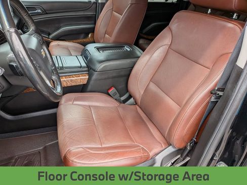 Used 2019 Chevrolet Suburban Premier w/ Premier Plus Edition AWD/4WD image 15