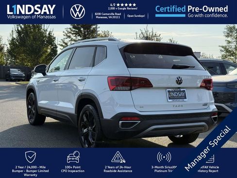 Certified 2022 Volkswagen Taos SE image 5