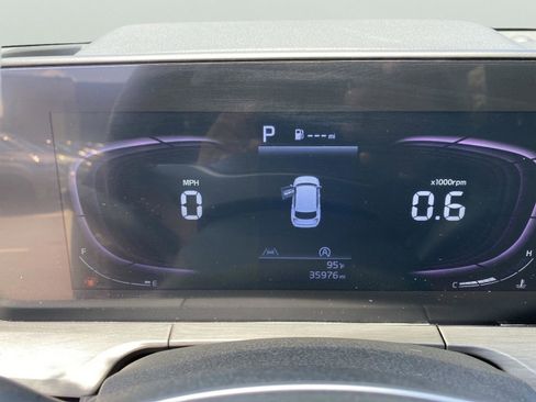 Used 2023 Kia Telluride EX X-Line image 34