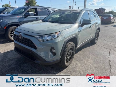 Used 2019 Toyota RAV4 XLE w/ Convenience Package AWD/4WD image 1