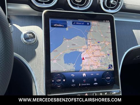 Used 2025 Mercedes-Benz C 300 4MATIC Sedan image 27