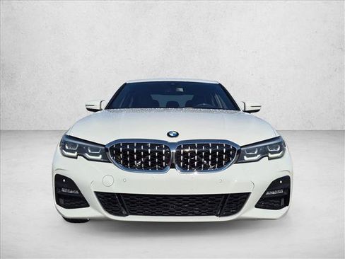 Used 2020 BMW 330i Sedan w/ M Sport Package RWD image 2