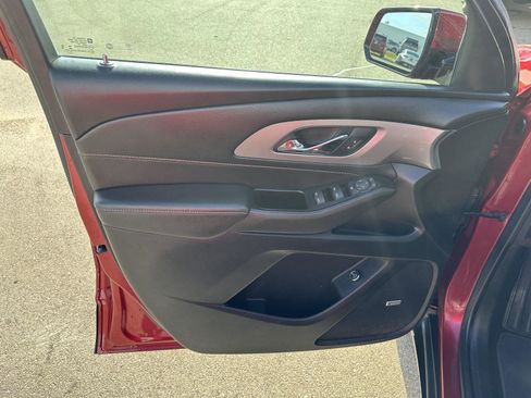 Used 2020 Chevrolet Traverse RS w/ LPO, Floor Liner Package image 22