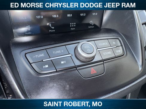 Used 2018 Ford Escape SE w/ SE Sync 3 Package AWD/4WD image 17