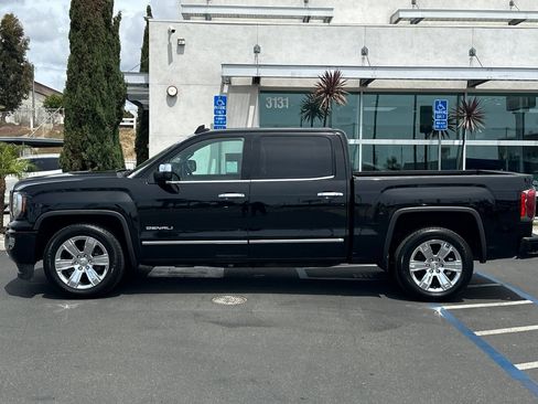 Used 2018 GMC Sierra 1500 Denali RWD image 7