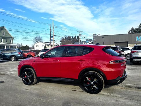 Used 2024 Dodge Hornet R/T Plus image 4