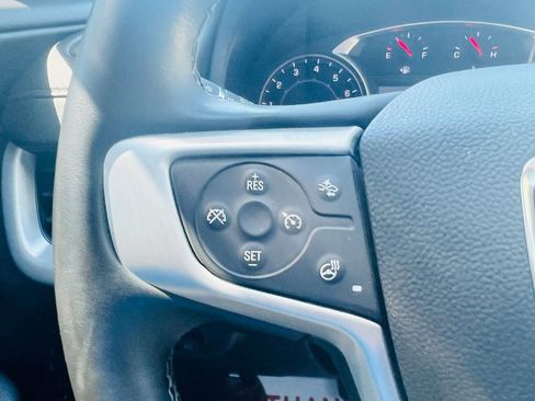 Used 2024 GMC Terrain SLT w/ Infotainment Package II AWD/4WD image 20