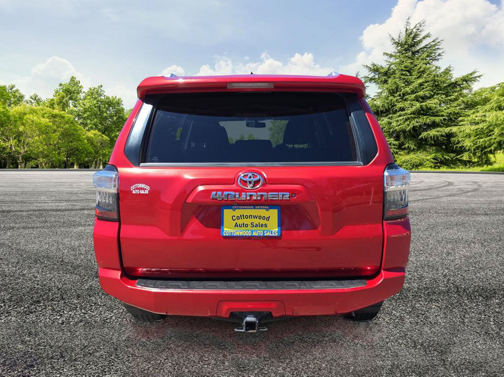 Used 2015 Toyota 4Runner SR5 AWD/4WD image 6