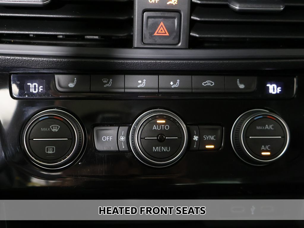 Used 2022 Volkswagen Jetta SE FWD image 5