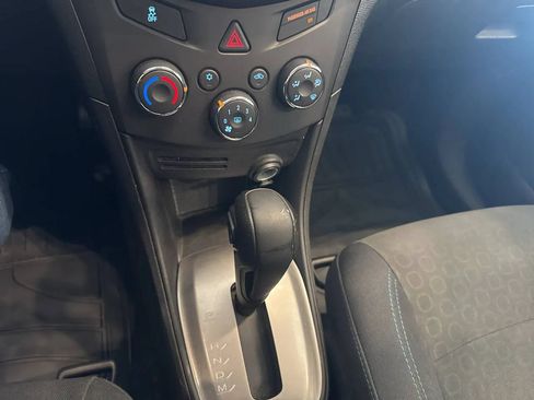 Used 2016 Chevrolet Trax LS AWD/4WD image 32