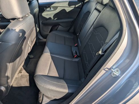 Used 2023 Kia Forte GT-Line w/ GT-Line Premium Package image 11