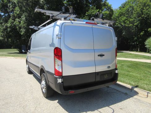 Used 2021 Ford Transit 250 Low Roof AWD image 27