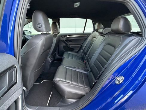 Used 2016 Volkswagen Golf R 4-Door image 24