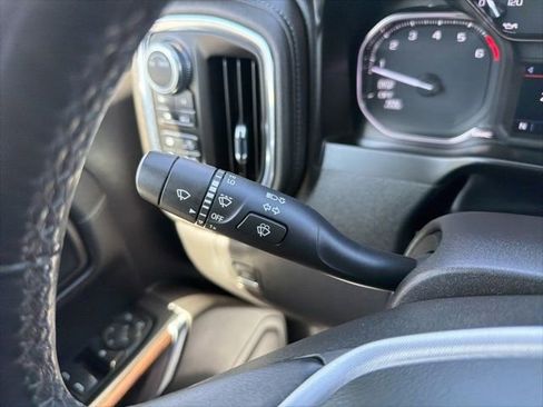 Used 2021 GMC Sierra 1500 Elevation image 41